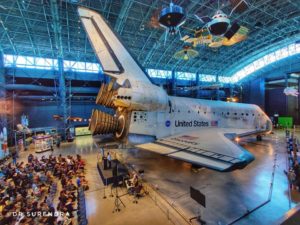 Space shuttle Discovery